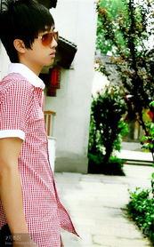 迟墨的照片,光影交织下的独特魅力